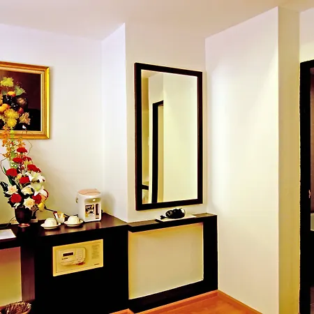 Atrium Boutique Hotel-2